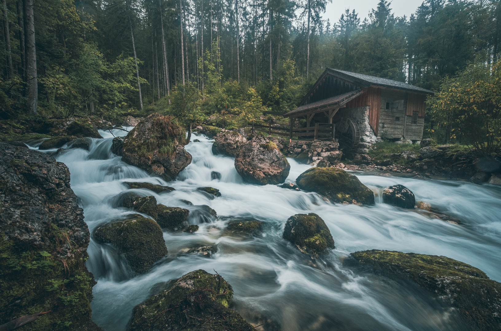 Die Mühle am Gollinger Wasserfall 