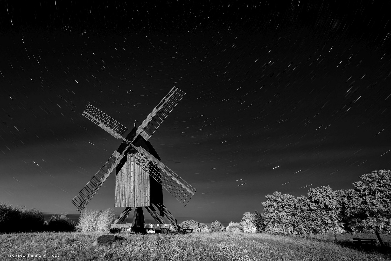 Die Mühle Wettmar im Mondlicht