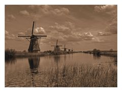 Die Mühlen von Kinderdijk - hier mal in sepia