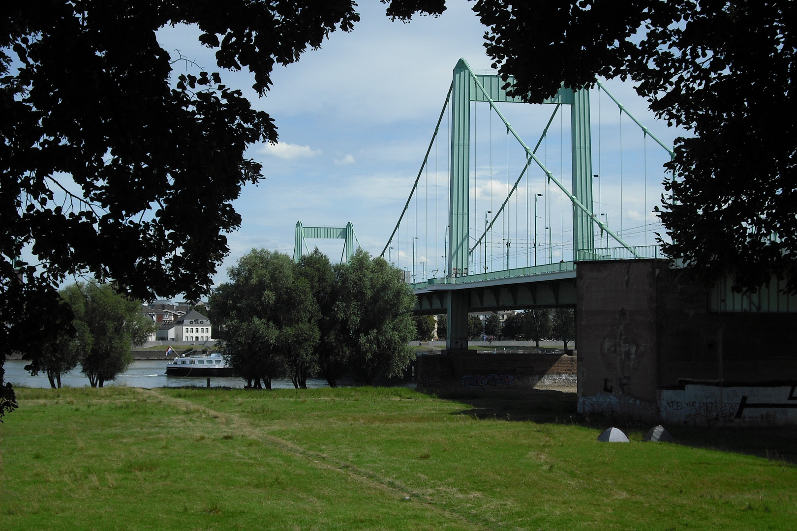 Die Mülheimer Brücke
