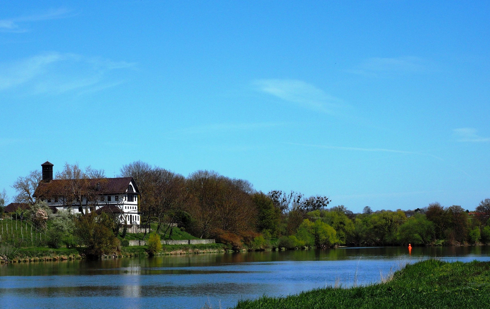 Die Mündung der Jagst in den Neckar