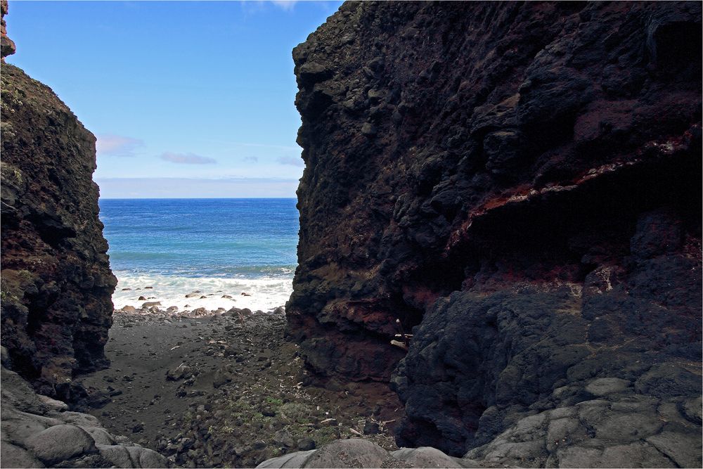 die Mündung des Barranco Fagundo in den Atlantik