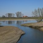 Die Mündung des Kleinen Geul in der Maas bei Voulwames (NL)