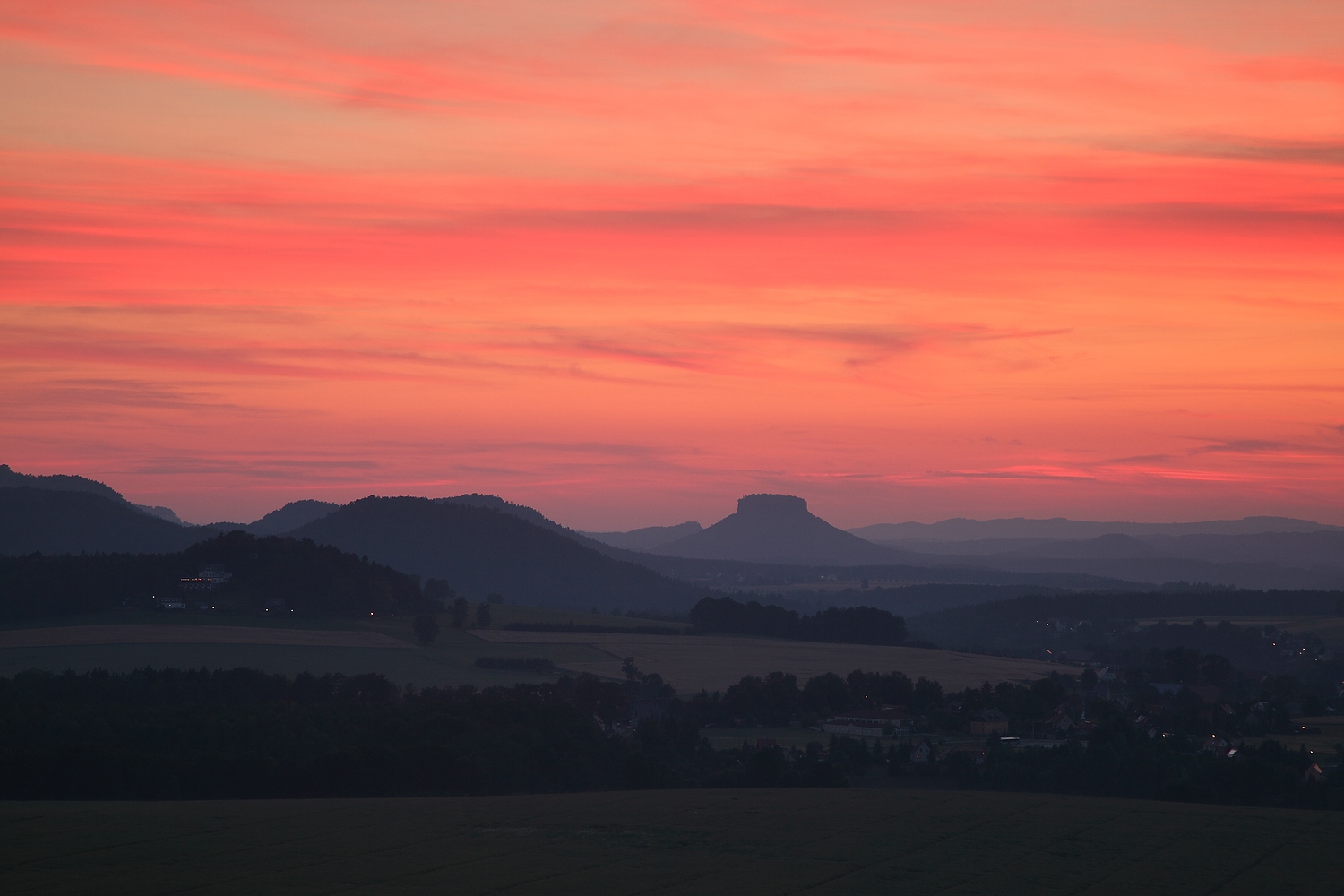 Die Nacht erwacht - Blick vom Zirkelstein I