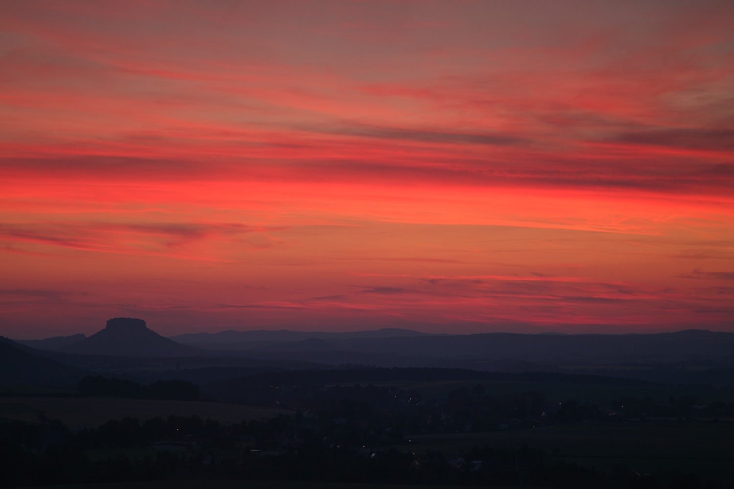 Die Nacht erwacht - Blick vom Zirkelstein II