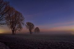 die Nacht geht, der Tag kommt