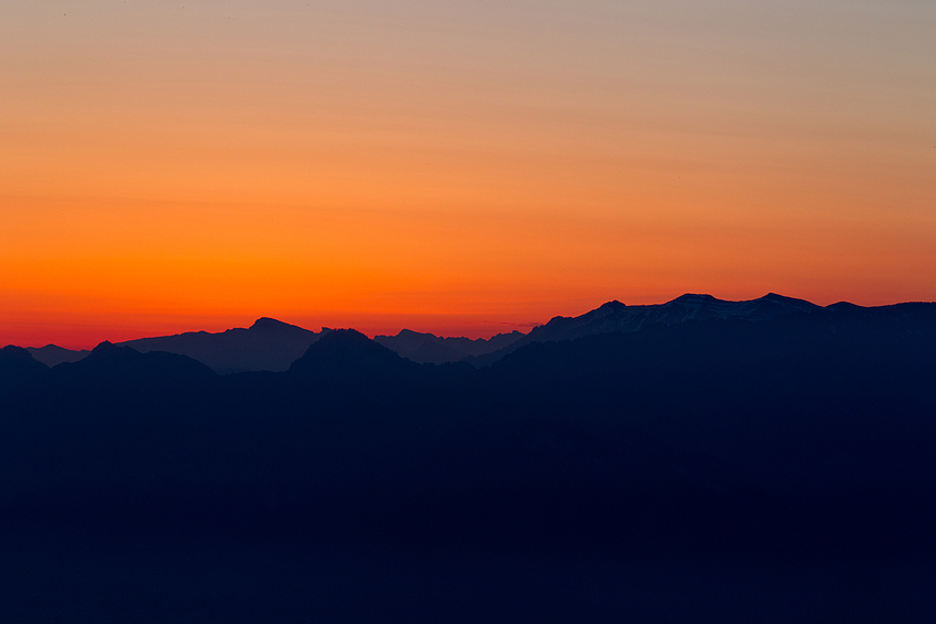 Die Nacht geht der Tag kommt