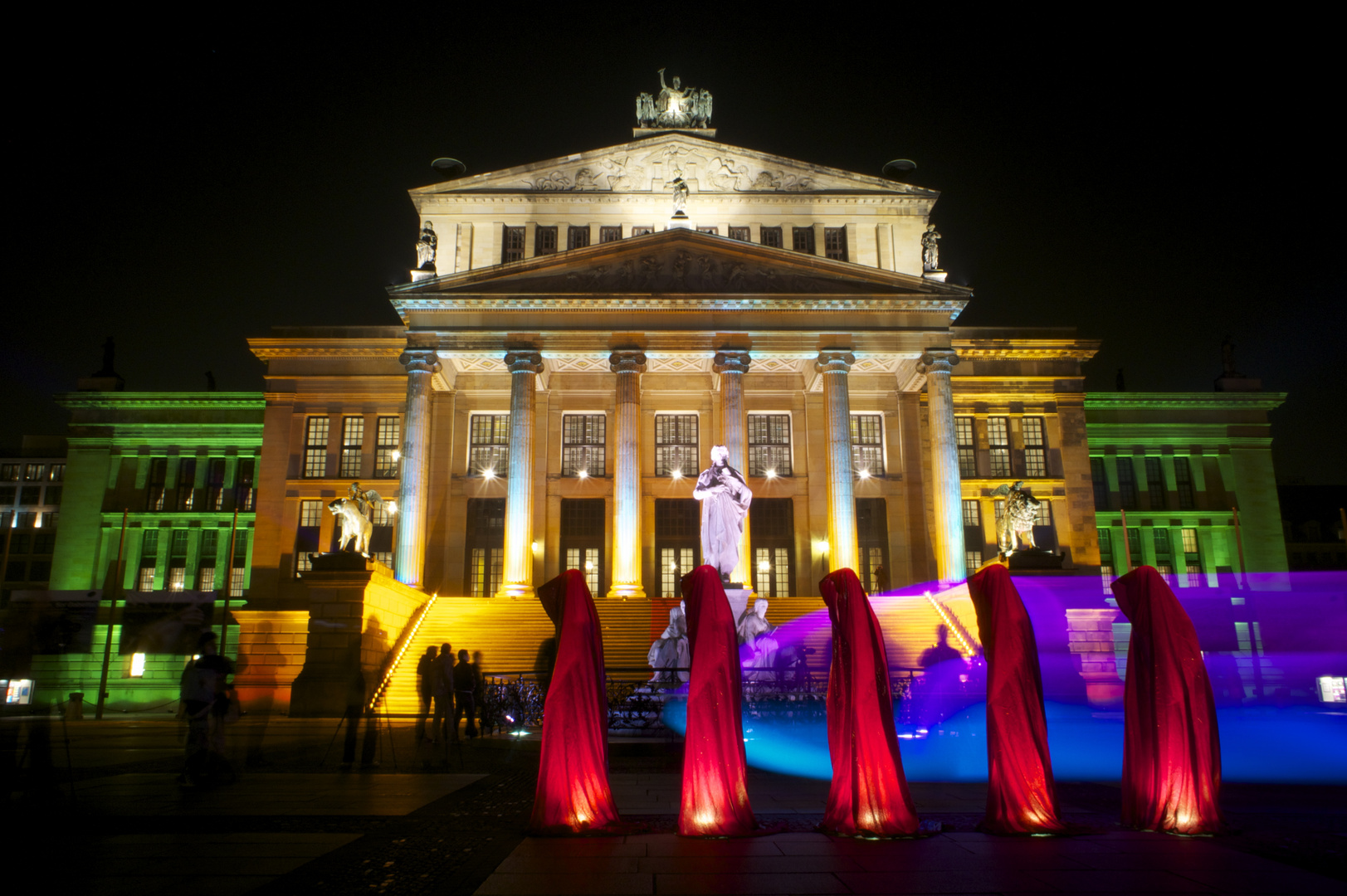 Die Nacht ist voller Farben