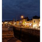 Die Nacht über Port en Bessin