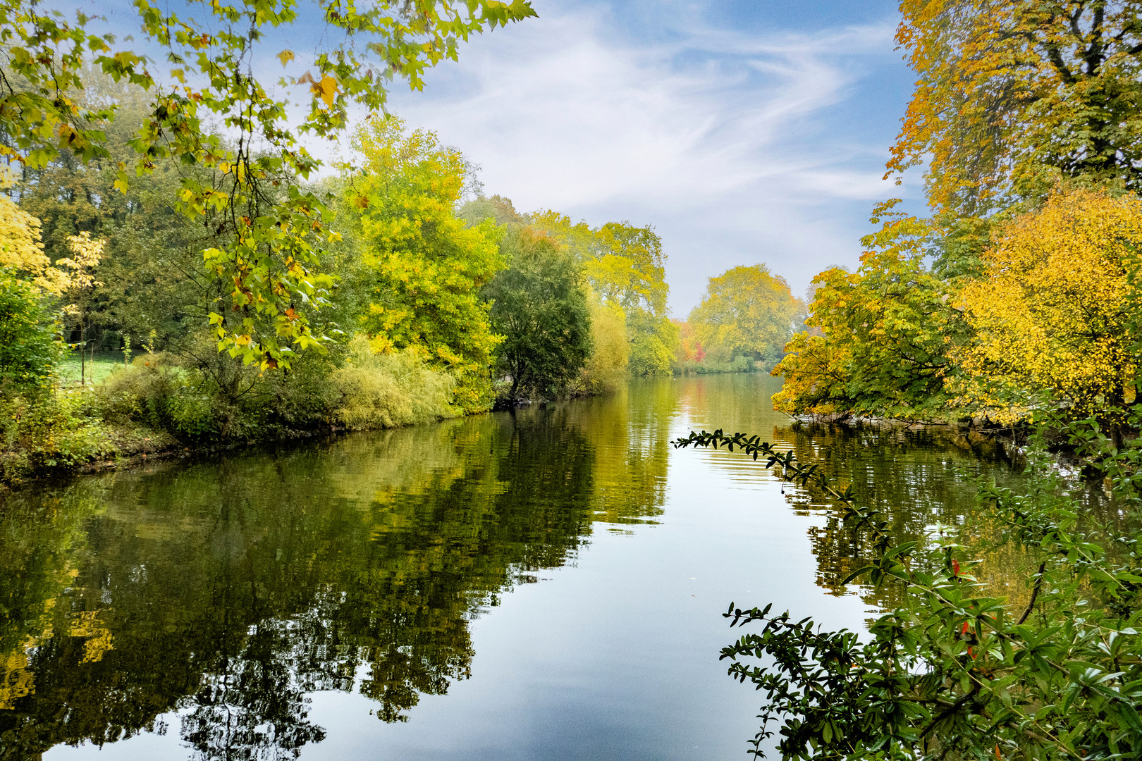 Die Natur im Spiegel, des Sees