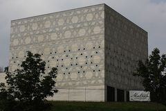 Die neue Bochumer Synagoge -->