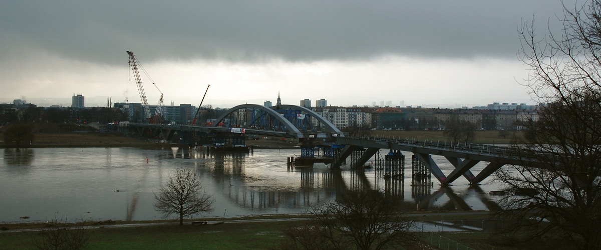 Die neue Brücke ....