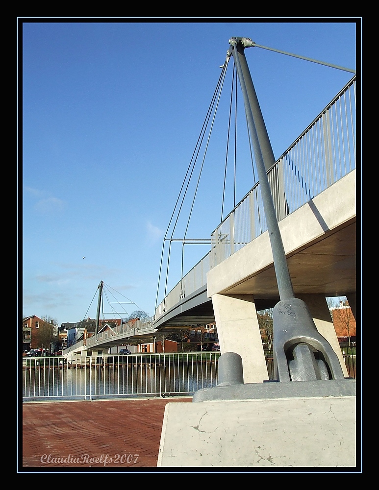 ...die neue Brücke....