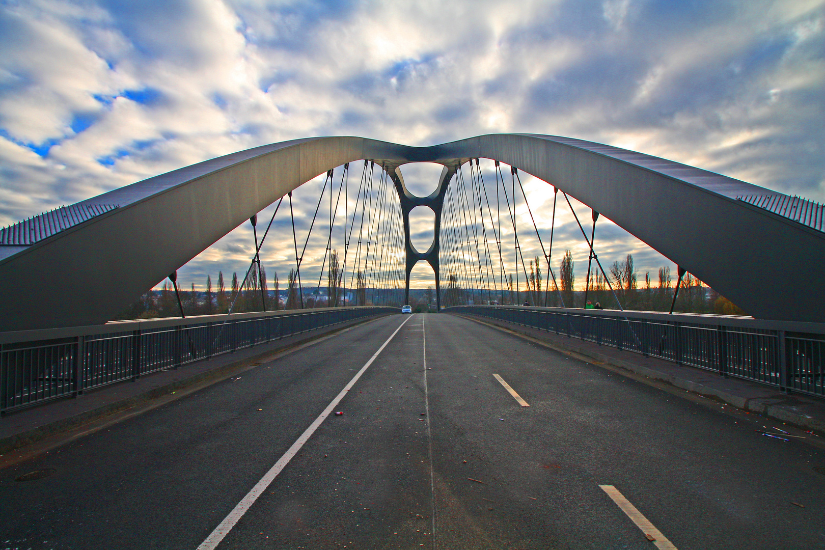 Die neue Brücke