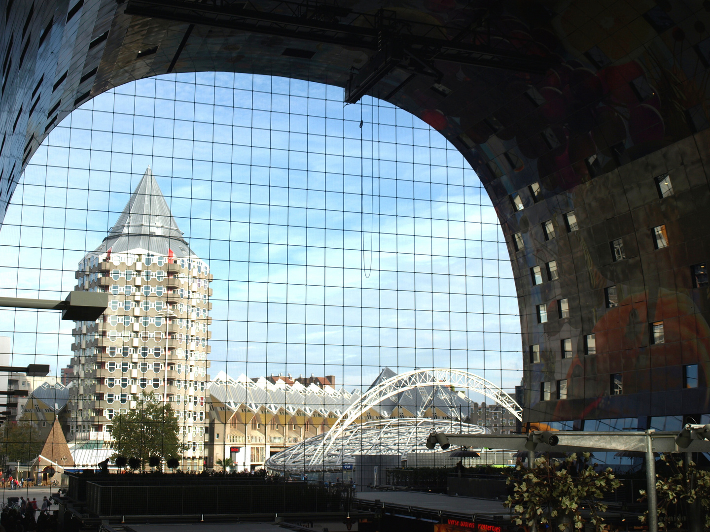 Die Neue Markthalle von Rotterdam -1-