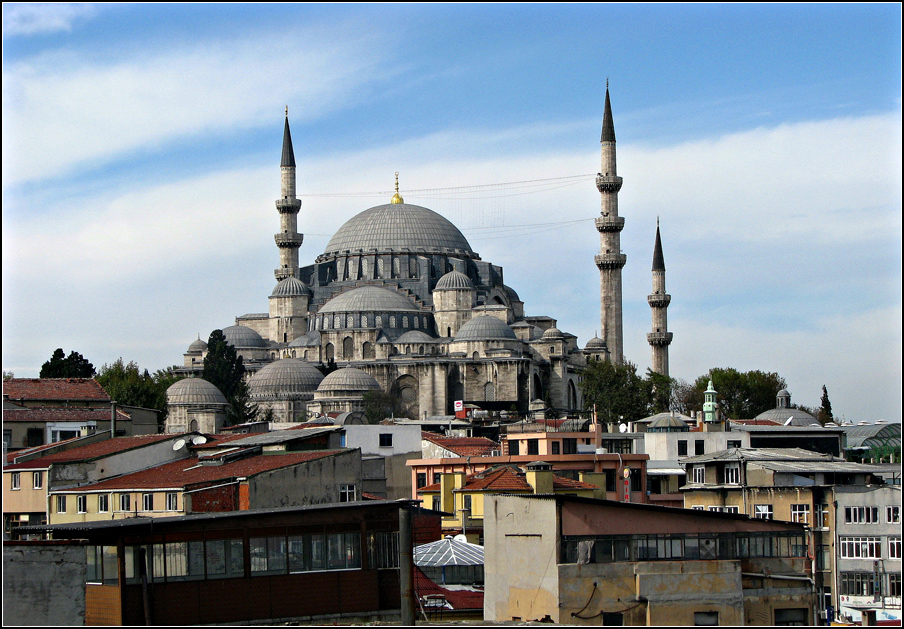 Die neue Moschee, Blickfang der Eminönü-Ufersilhouette.....in Istanbul
