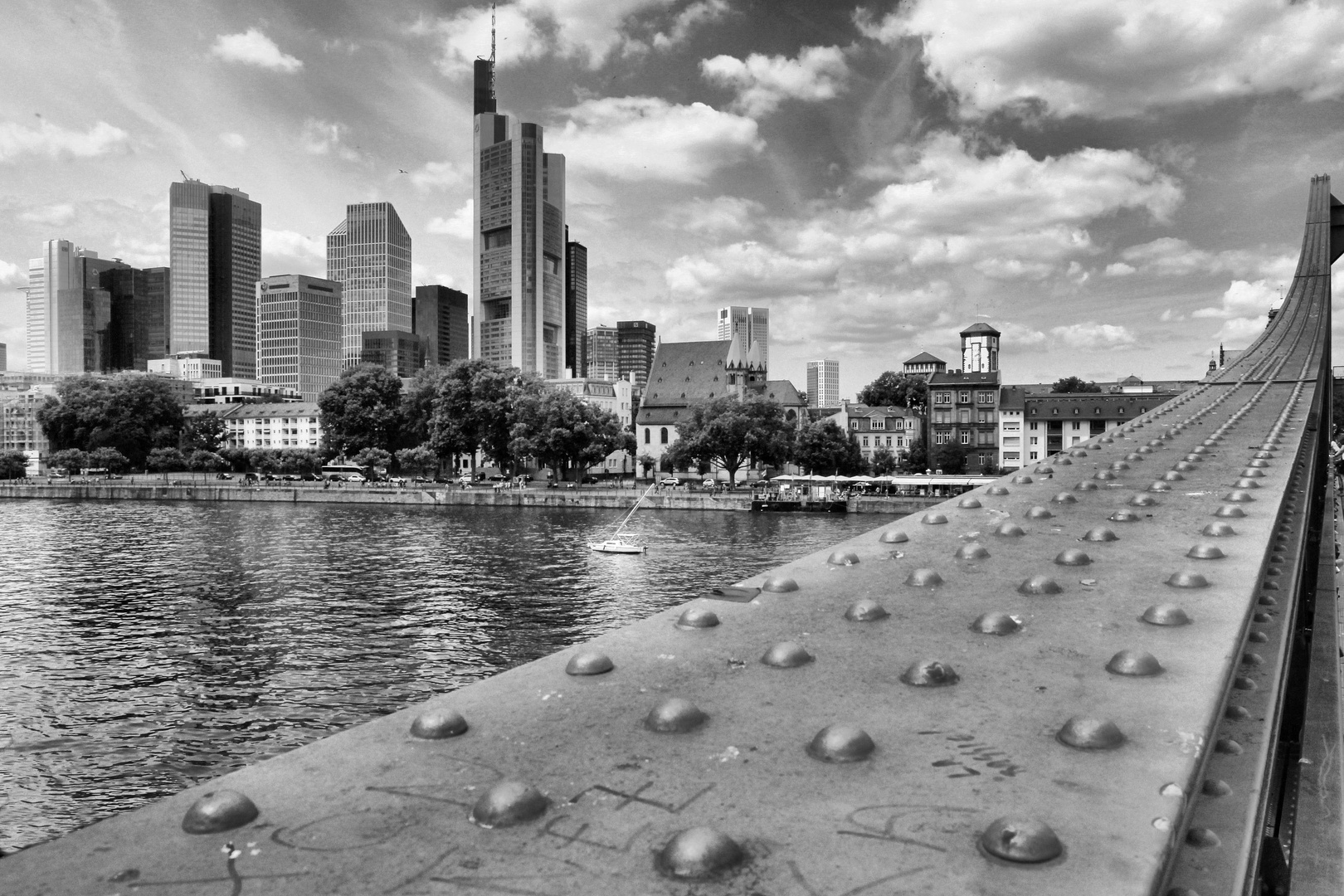 Die Nieten auf dem Eisernen Steg, Frankfurt