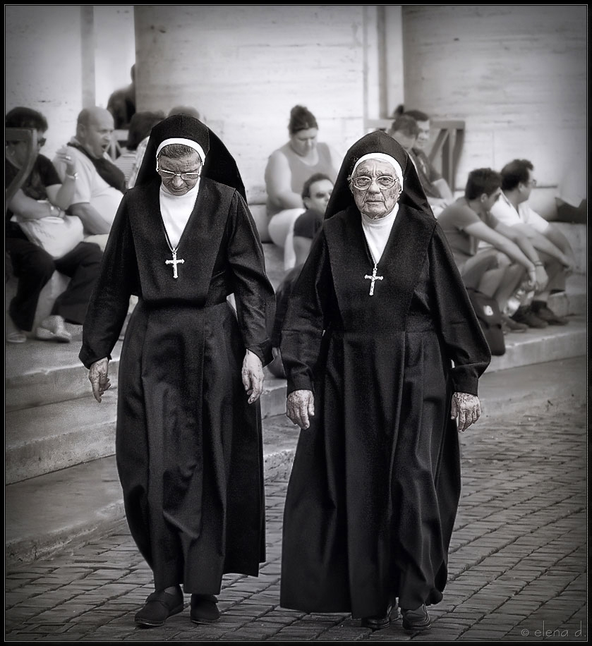 Die Nonnen