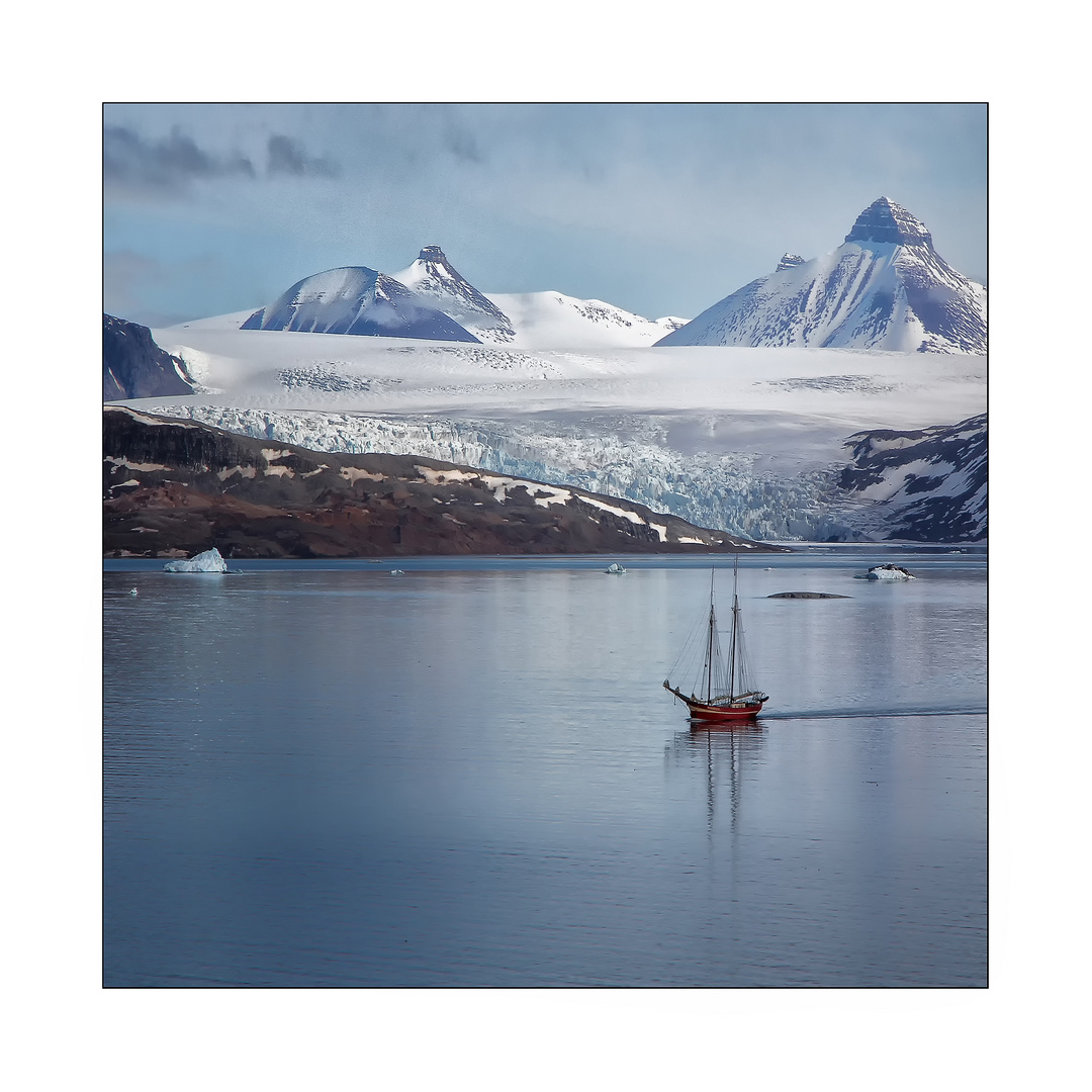 Die Noorderlicht im Kongsfjord