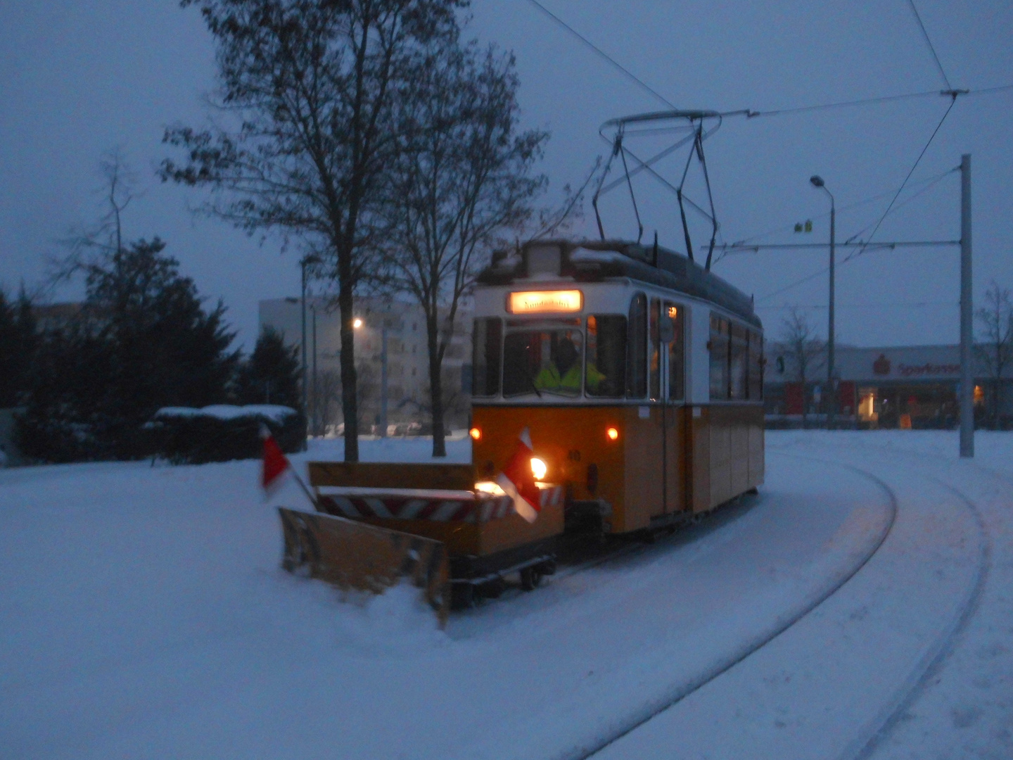 Die Nordhäuser Winterdienst Straßenbahn ist wieder unterwegs 1.