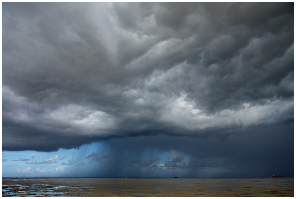 Die Nordsee verdunkelt sich...