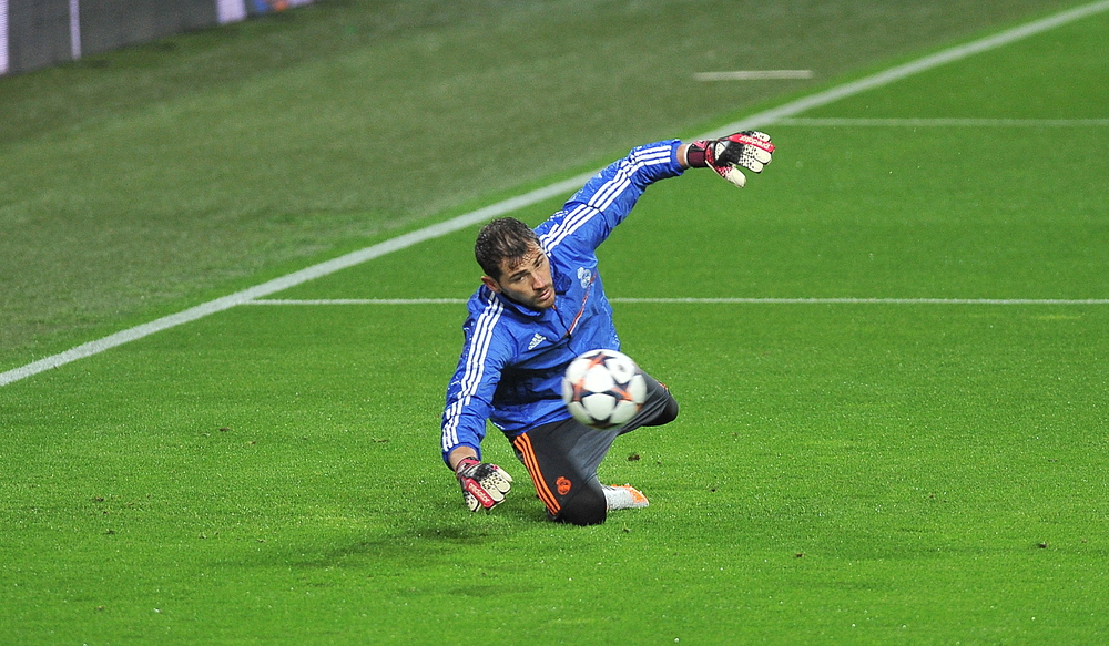 DIE NR. 1 IKER CASILLAS 2