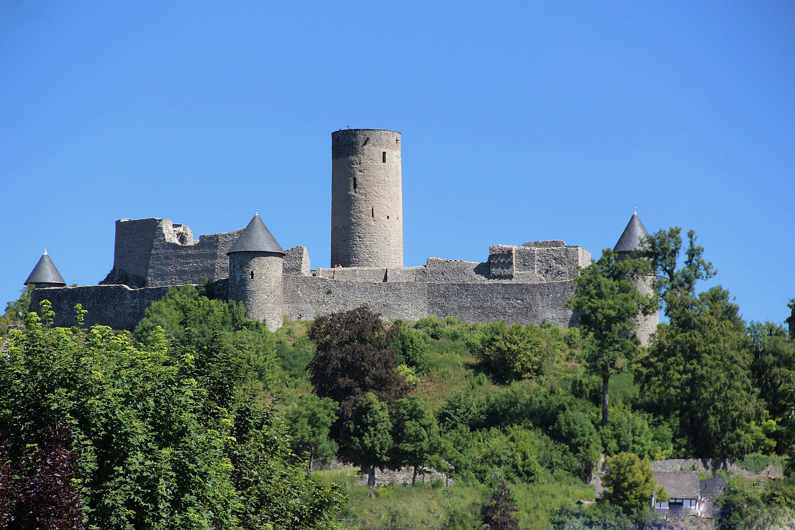 die Nürburg - eine Ruine