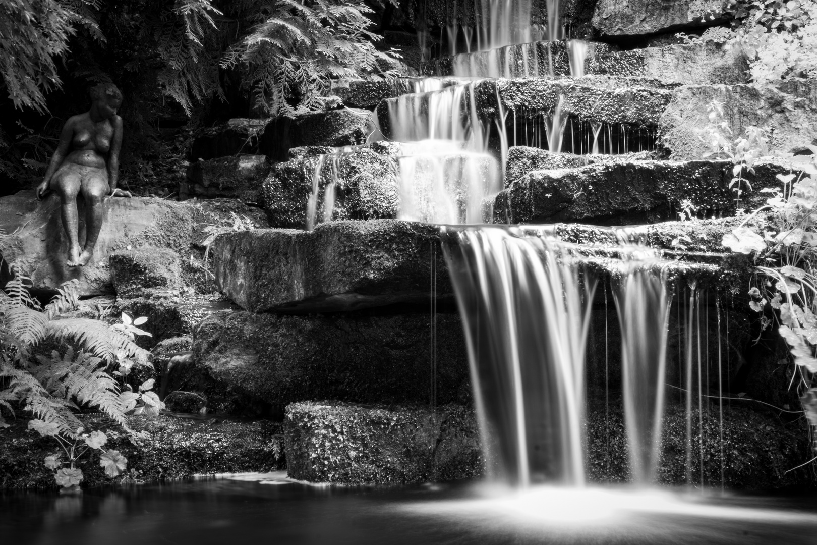 die Nymphe am Bade -botanischer Garten Braunschweig