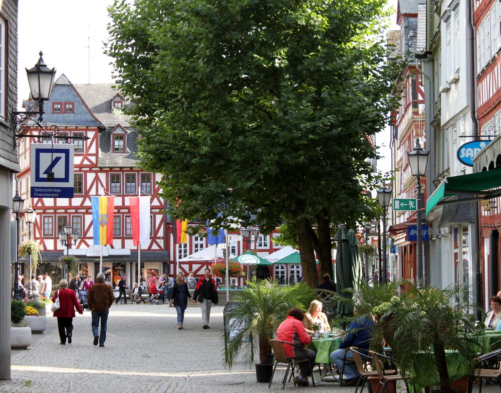 Die obere Hauptstrasse von Herborn