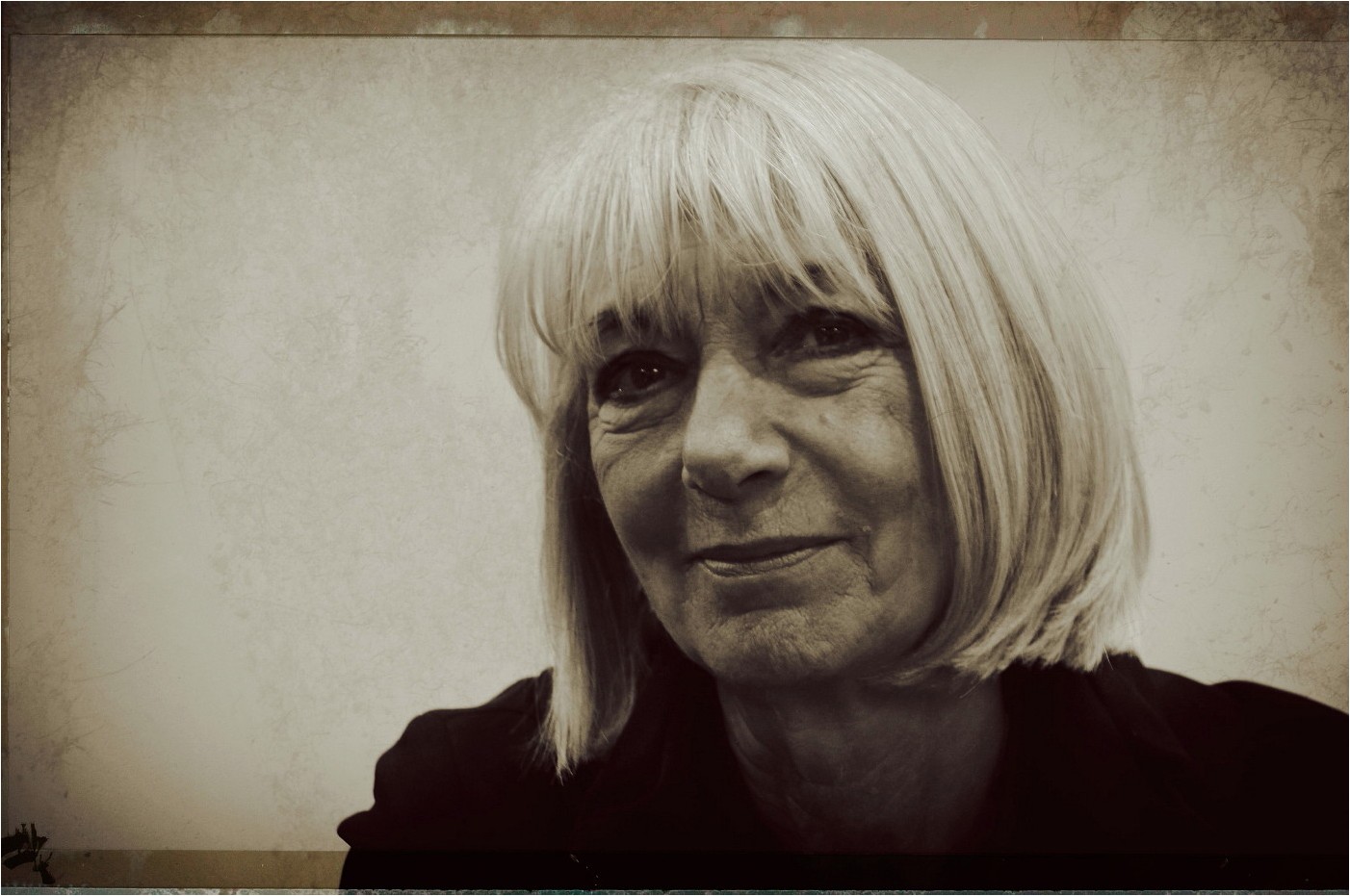 Die öffentliche Frau Foto & Bild portrait, film, sephia Bilder auf