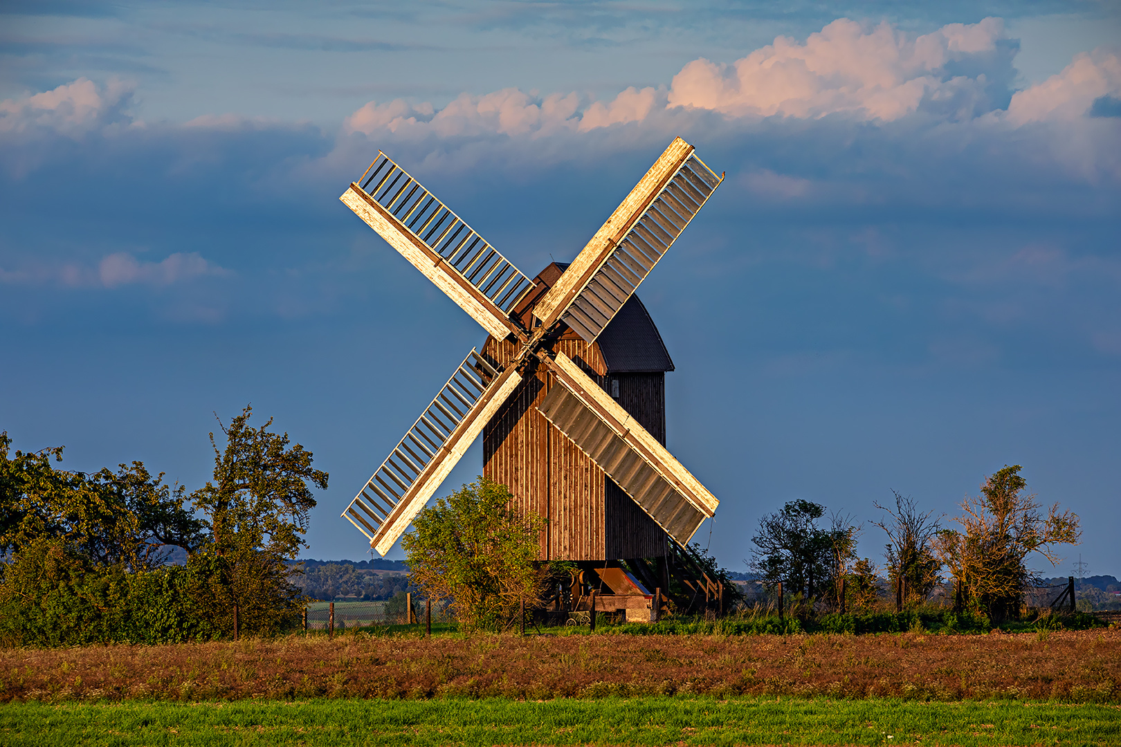 Die östliche Windmühle von Wulferstedt...