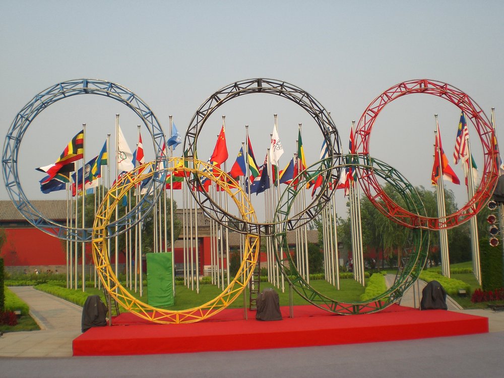 Die Olympischen Ringe ..