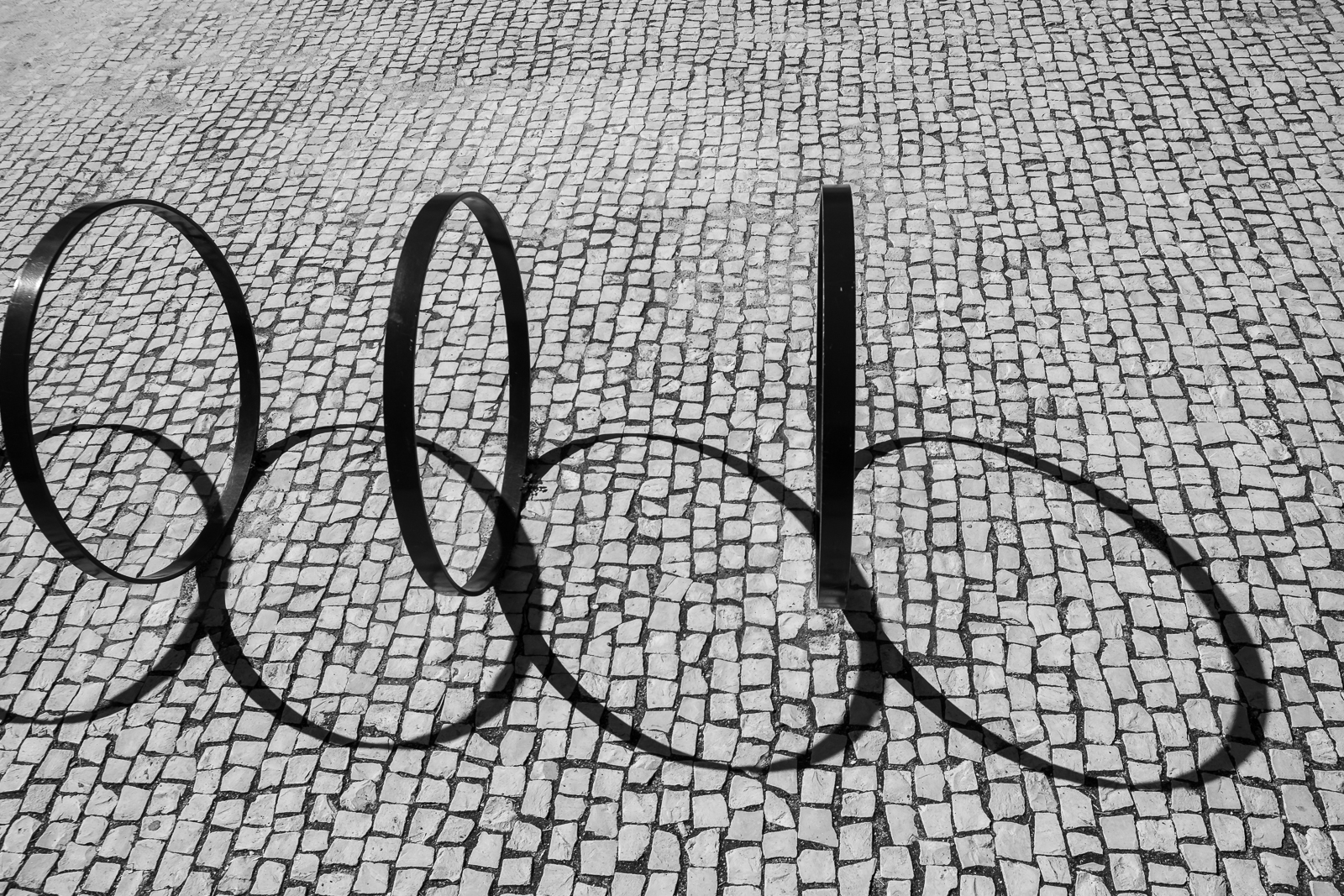 Die olympischen Ringe auf der Straße