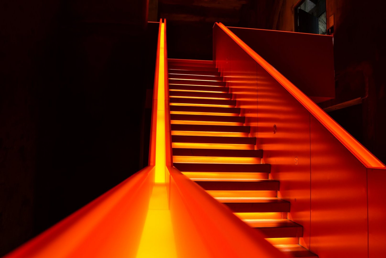 die orange Treppe...