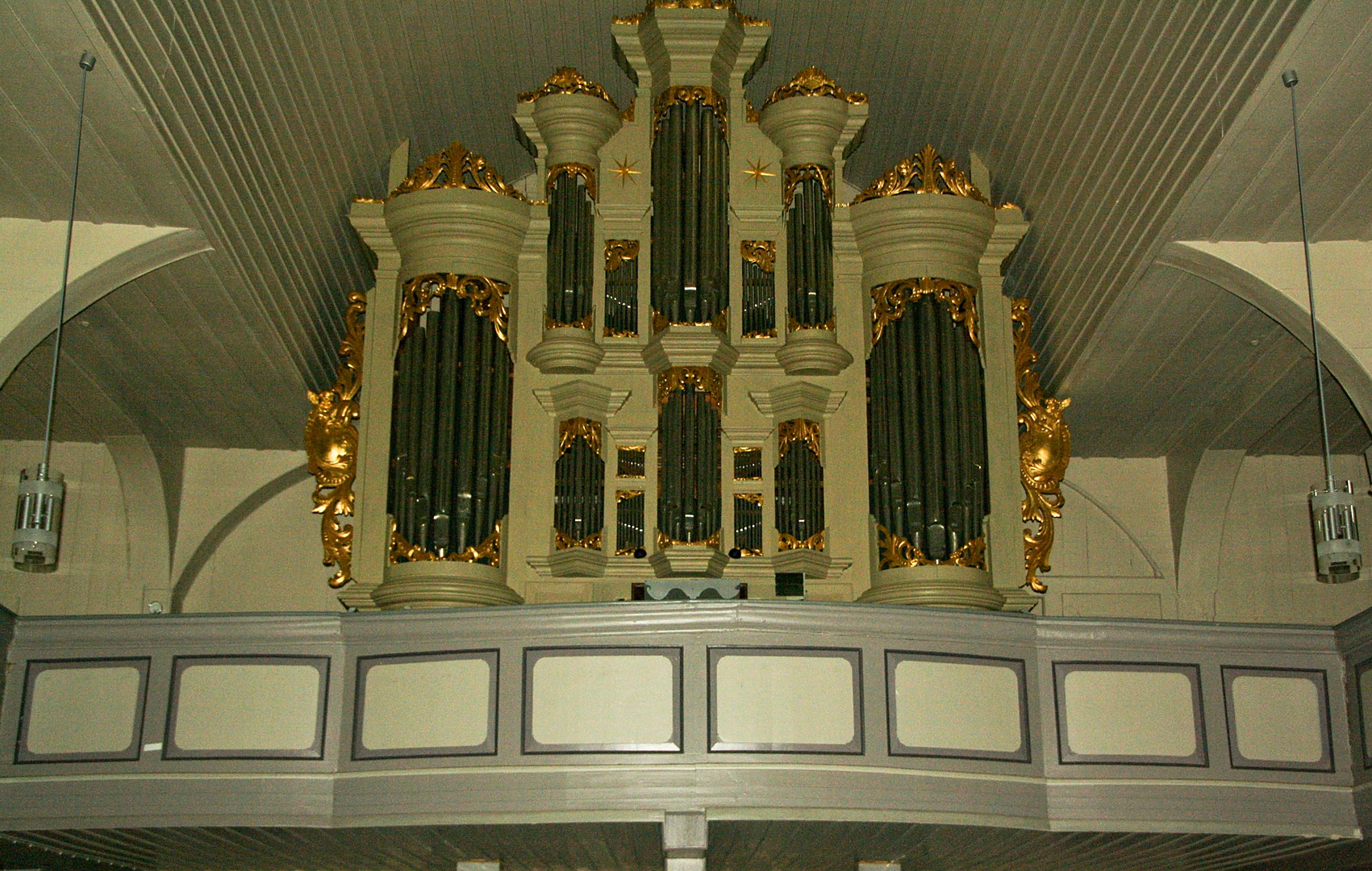 Die Orgel .....