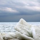 die Ostsee trägt Eis