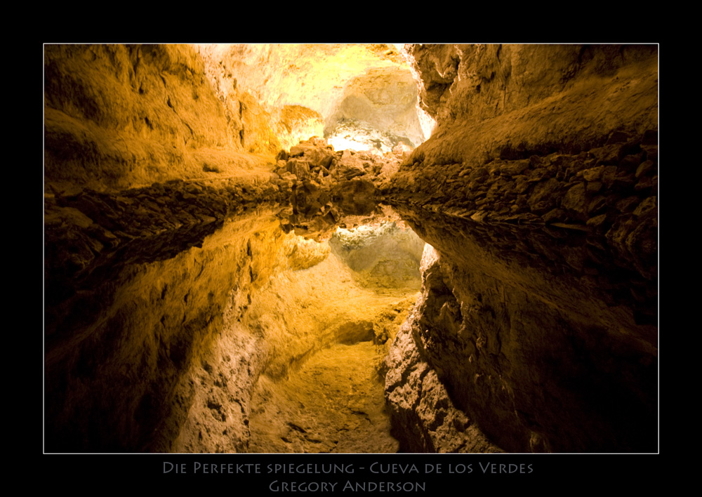 Die Perfekte Spiegelung - Cueva de los Verdes - Lanzarote