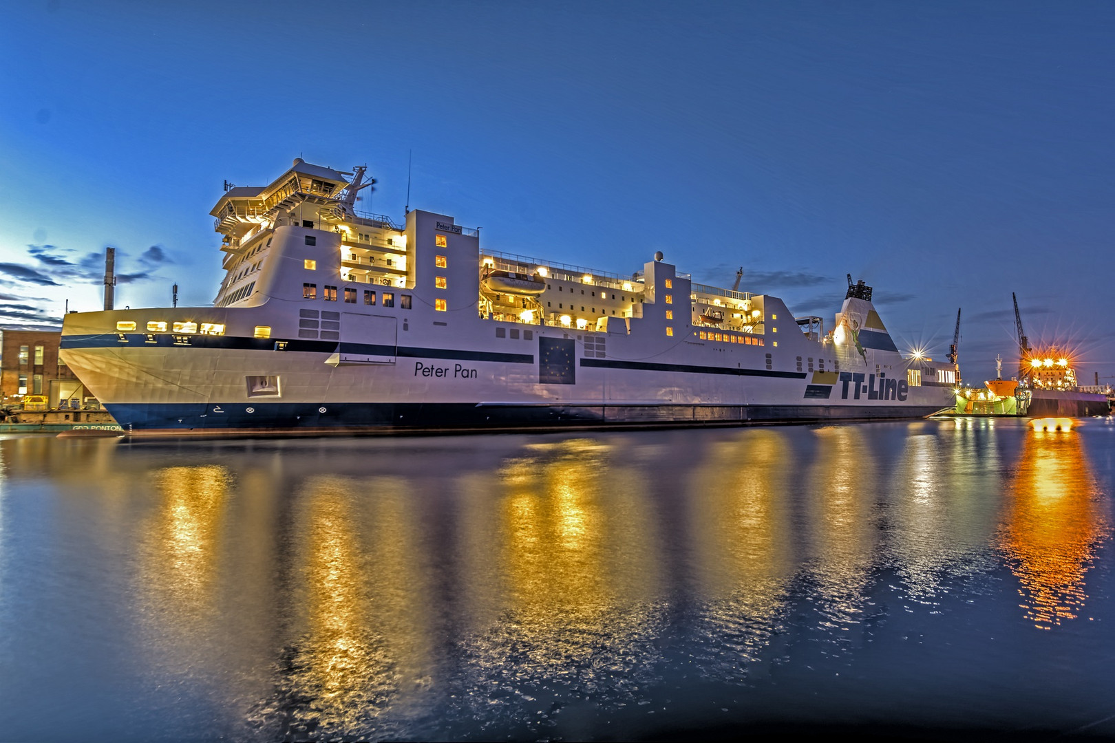 die "PETER PAN" ist fertig und wird Bremerhaven verlassen