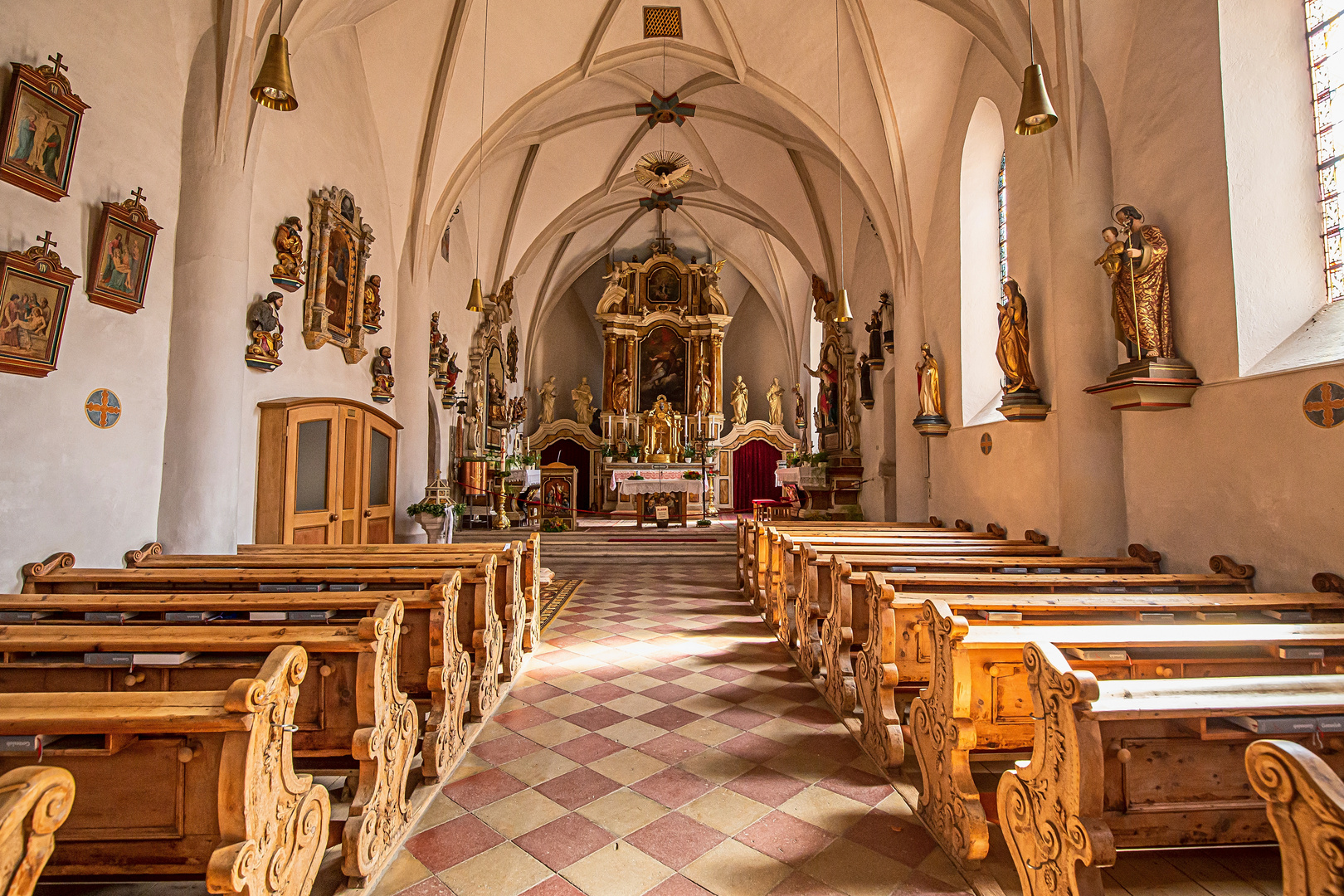 die Pfarrkirche zum Hl. Martin in Gufidaun im Eisacktal (3) ..