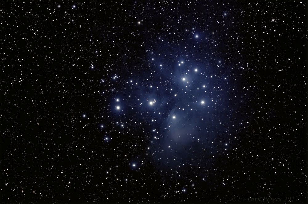 Die Plejaden (M45) im Sternbild Stier