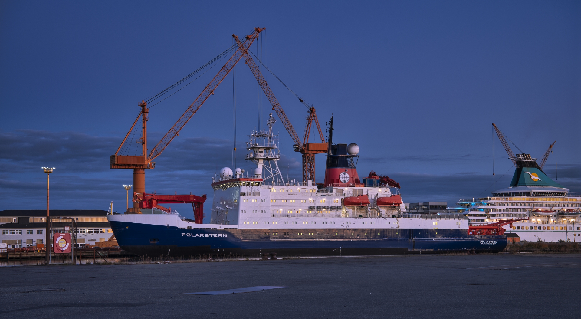 Die POLARSTERN ist wieder zu Hause