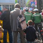 die polizei auf der demo...