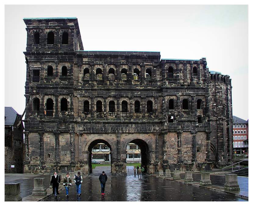 Die Porta Nigra in Trier