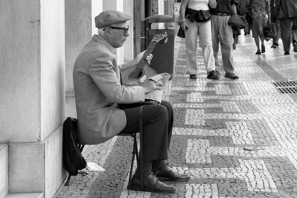 die portugiesische Gitarre.. Foto &amp; Bild | europe, portugal, lisboa e ...