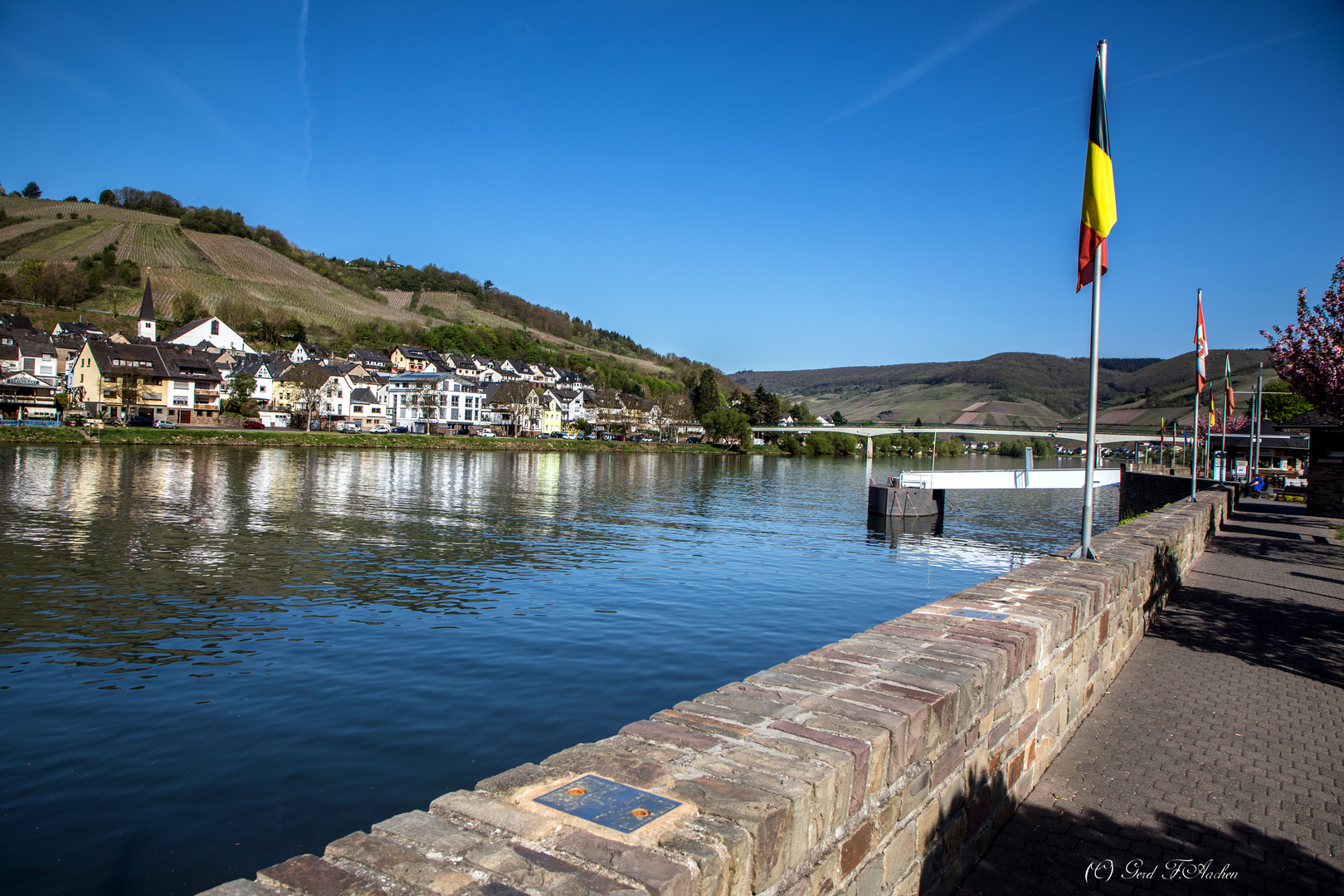 Die Promenade in Zell (Mosel)