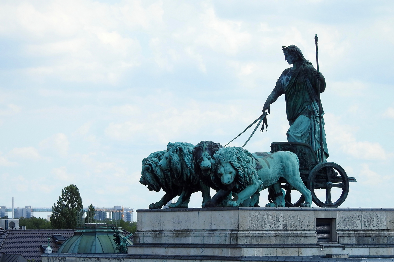 Die Quadriga auf dem Siegestor in München