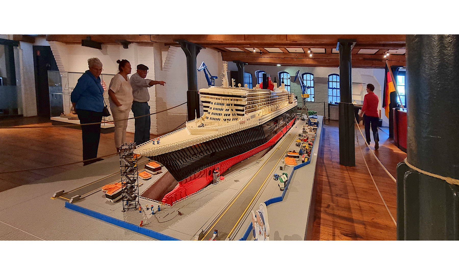 Die Queen Mary2 aus Lego im Maritimen Museum