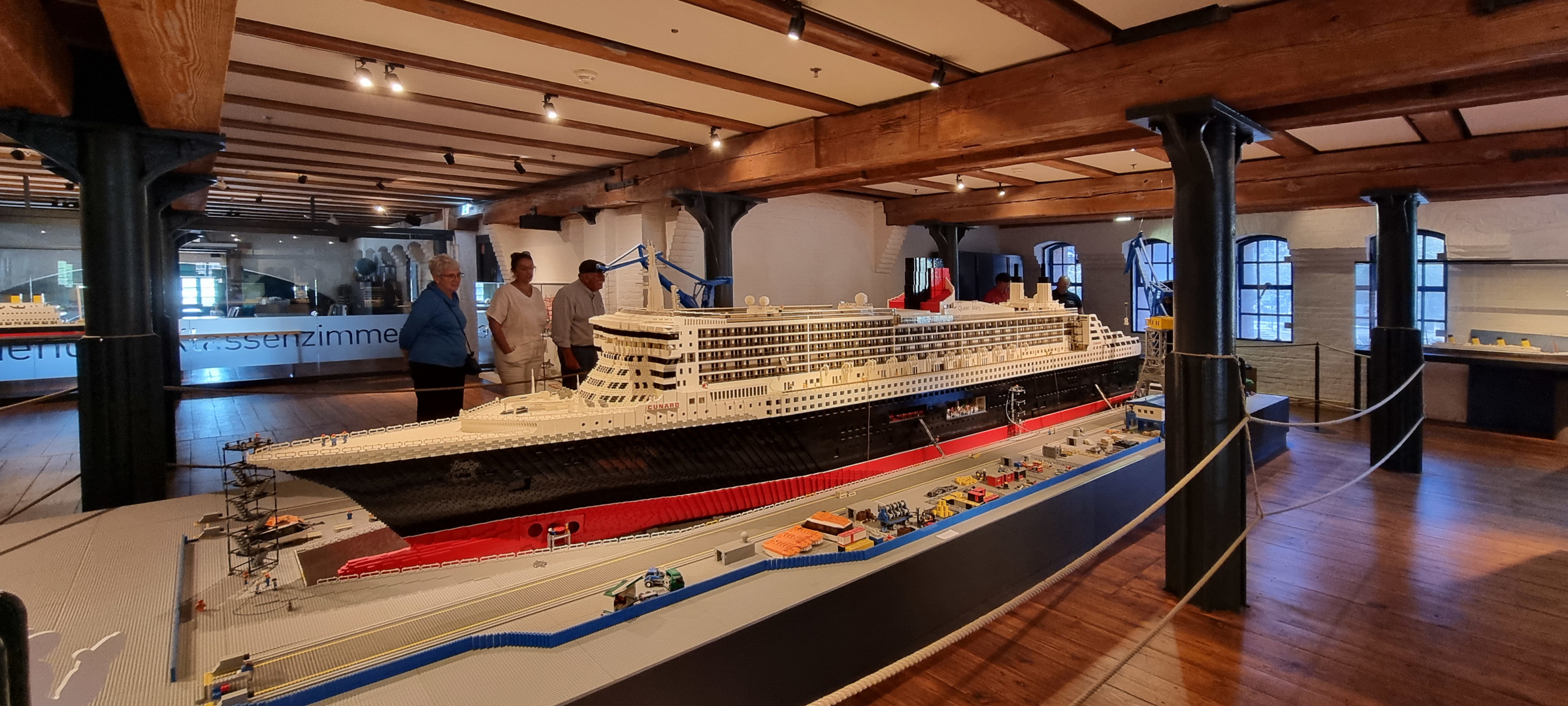 Die Queen Mary2 im Maritimen Museum, II