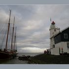 Die Radboud am Leuchtturm von Marken, Ijsselmeer