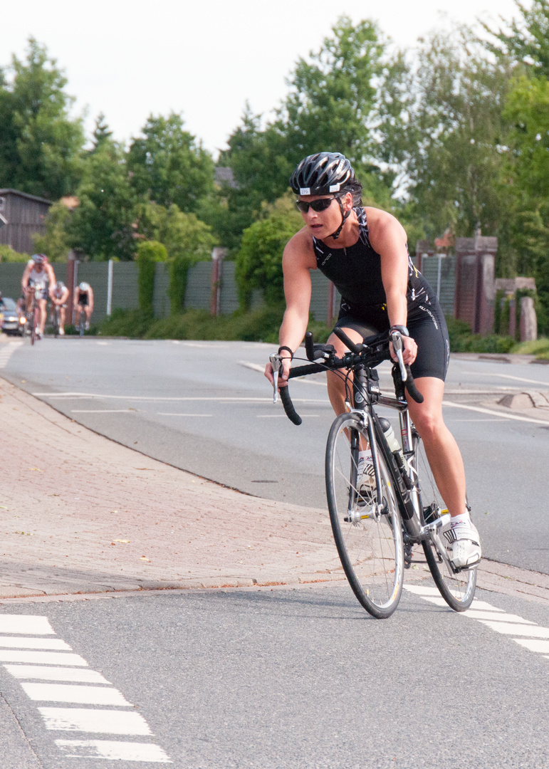 Die Radfahrerin 1